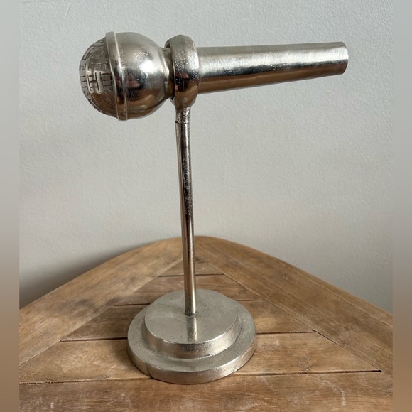 Pier 1 Decoration Silver Chrome Microphone Mic Cool Fixture! - Picture 3 of 6
